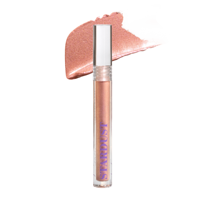 Cent Pur Cent Stardust - Camille - Vergeet De Tijd Draag de topper op zichzelf voor een subtiele sprankeling, of breng hem aan over je favoriete oogschaduw voor een feestelijke en glamoureuze touch. Met zijn langhoudende formule blijft jouw look de hele dag en nacht stralen. Tover je ooglook om in een ware blikvanger met deze veelzijdige Stardust Topper. Een must-have voor elke make-upliefhebber die op zoek is naar een betoverende finish! Hoe te gebruiken Breng de Stardust Topper aan op de oogleden en blend uit met de Smudger of Blender Brush. Voor een subtiele look, dep voorzichtig op het ooglid en verspreid het product. Camille stardust Vergeet de tijd - closed with swatch